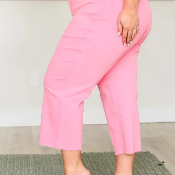 **NWOT**LISA HIGH RISE CONTROL TOP WIDE LEG CROP JEANS IN PINK - Picture 5 of 9